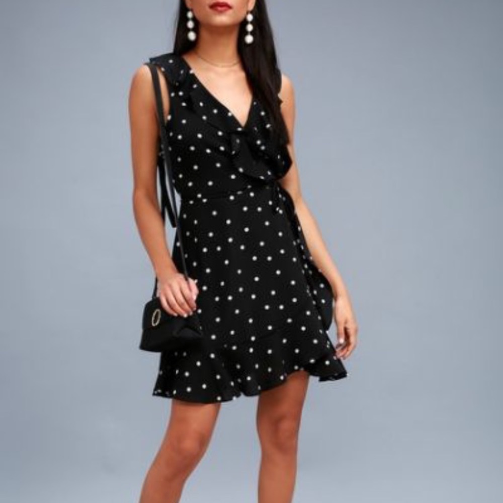LULUs polka dot WRAP DRESS NWT
